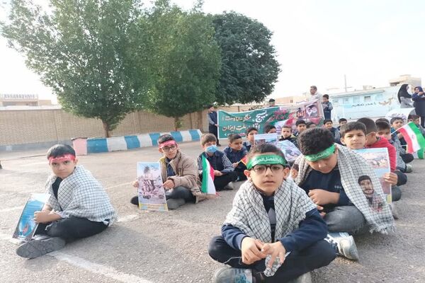 نواختن زنگ هفته بسیج در مدارس شهرستان بهبهان