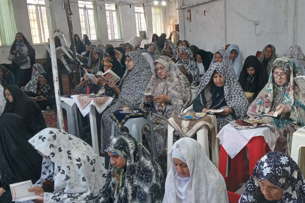 برگزاری نماز عید قربان در زرقان 