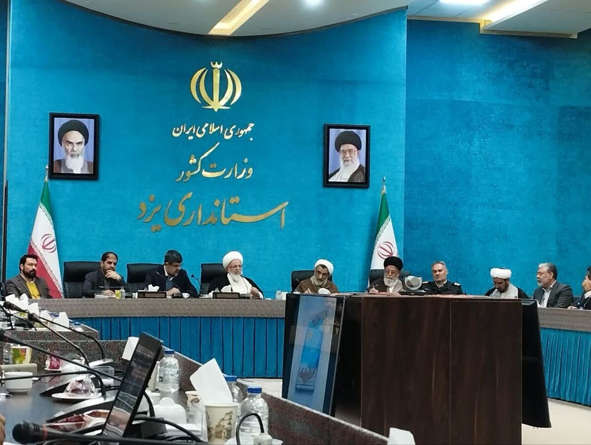 خسروپناه: حجاب موضوعی تربیتی است