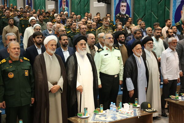 مراسم تکریم و معارفه فرمانده سپاه استان قم