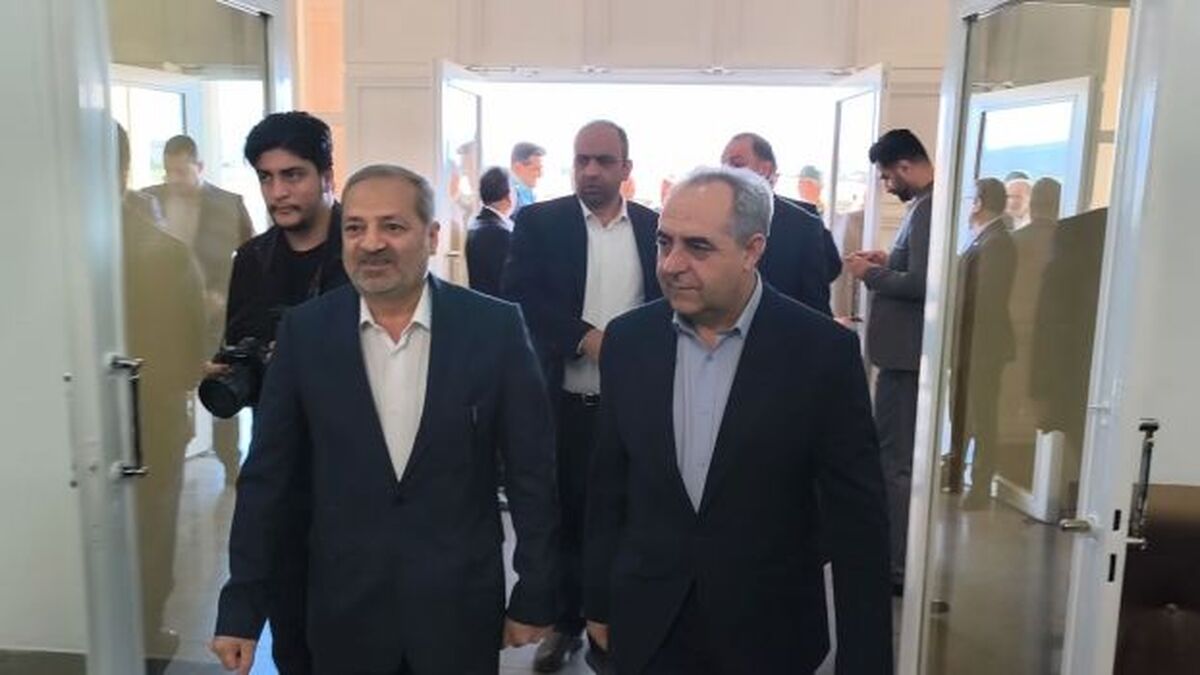 وزیر آموزش و پرورش وارد تبریز شد