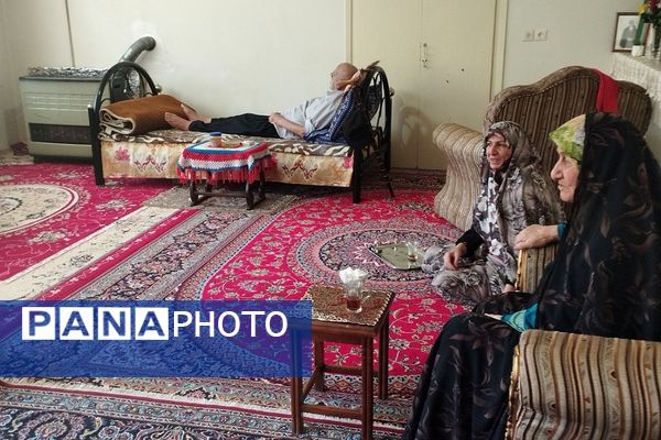 یادواره شهدای دانش‌آموز در دبستان دانش‌رودهن 