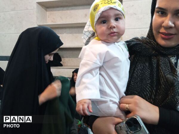 مراسم شیرخوارگان عاشورایی در مسجد پنج تن نیشابور