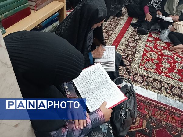 تلاوت دعای کمیل در شهرستان کاخک