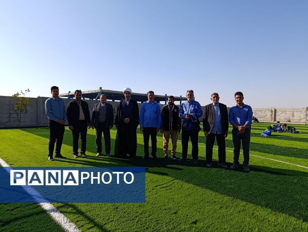 افتتاح زمین چمن مدرسه شهید غلامی خلیل آباد