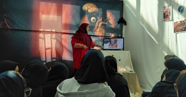 اردوی عملی آمادگی دفاعی دانش آموزان صالحین 