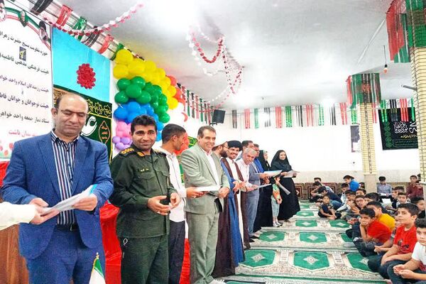 تجلیل از منتخبان مسابقات قرآنی در جشن بزرگ عید غدیر خم در شهرستان باشت