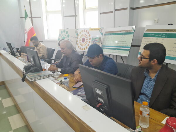 نشست خبری مدیرکل نوسازی مدارس استان بوشهر 