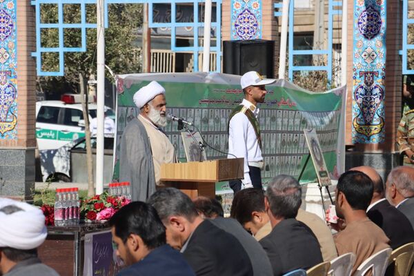 آئین عطرافشانی مزار شهدا، همزمان با هفته نیروی انتظامی