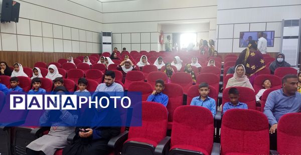 جشنواره خوانش حکایت‌های گلستان سعدی  در فرهنگسرای باغشهر فین