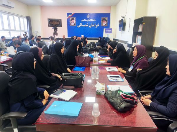 اولین جلسه دوره آموزشی تربیت ارزیاب حرفه‌ای 