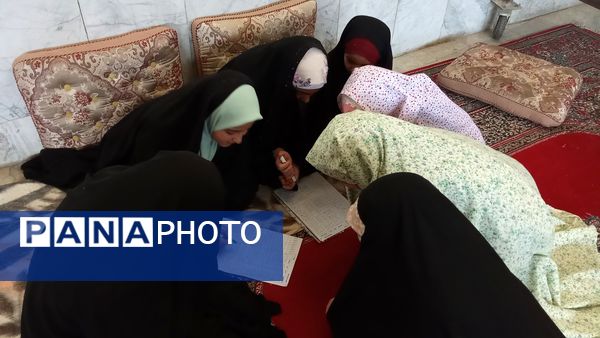 دهه نودی‌ها در نماز عبادی سیاسی جمعه