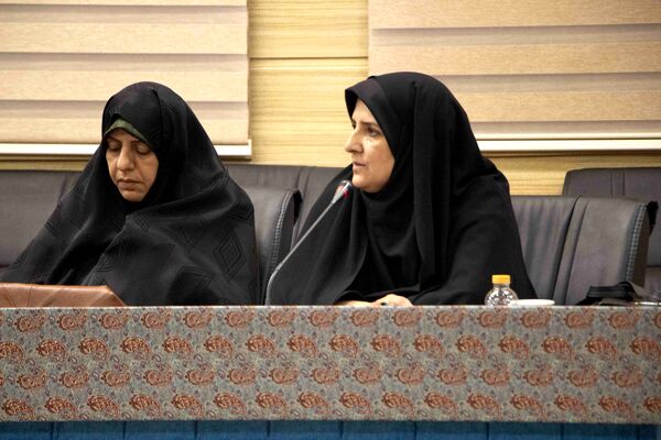 جلسه ستاد بزرگداشت مقام معلم در یزد