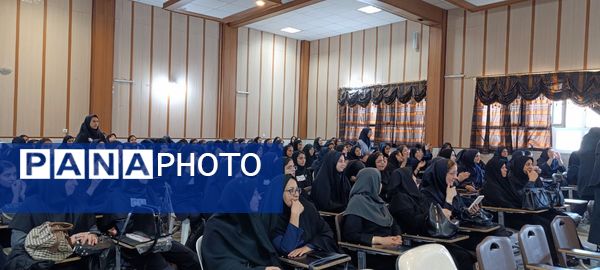 آیین اختتامیه طرح کشوری "همیار معلم" در تربت حیدریه