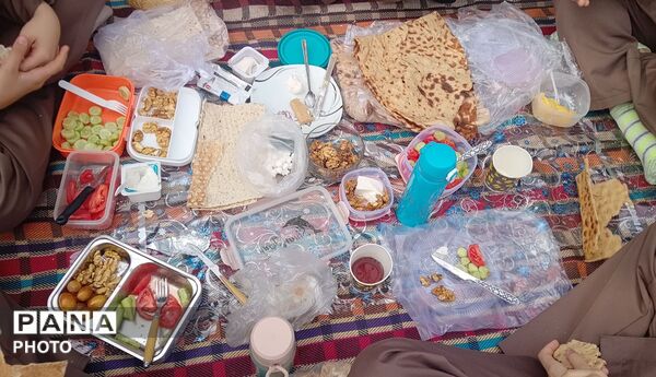 صبحانه‌ ای به شیرینی لبخند؛ مدرسه شاهد سلسله، میزبان یک روز شاد و پرنشاط