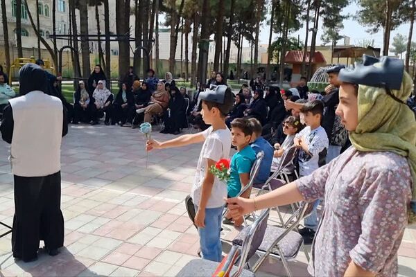 کارگاه آموزشی با موضوع نه به اعتیاد در مجموعه فرهنگی، ورزشی بانوان شهرستان قرچک