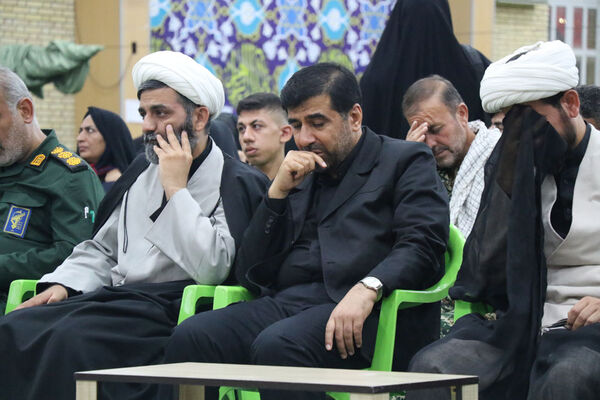 تنگستان در سوگ شهدای خدمت