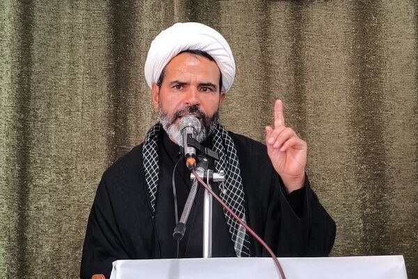 نماز، انسان را از گناه بازمی‌دارد