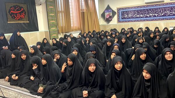 پیکر شهید گمنام در مدارس دخترانه گرگان مورد استقبال قرار گرفت