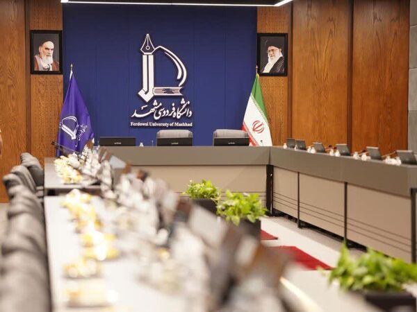 آیین بازگشایی سالن شورای دانشگاه فردوسی مشهد و امضای دو تفاهم‌نامه همکاری با شرکت‌های فناور