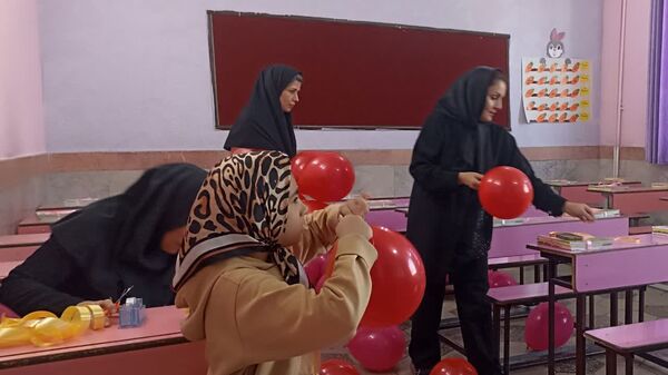 دبستان نیایش؛ مدرسه‌ای پویا در آغاز سال تحصیلی با اجرای پروژه مهر