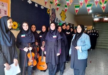 جشن سه‌شنبه‌های مهدویت در دبیرستان 13 آبان ناحیه یک کرج