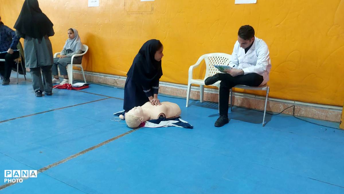 آزمون مهارتی سفیران سلامت در شهرستان خلیل آباد 