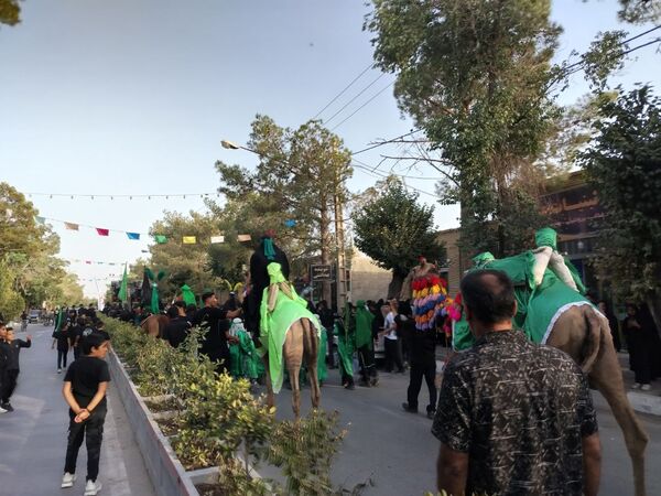 کاروانی که راهی سرزمین عشق شد