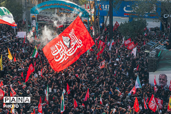 تشییع پیکر رهبر شهید انقلاب در مشهد مقدس-۴
