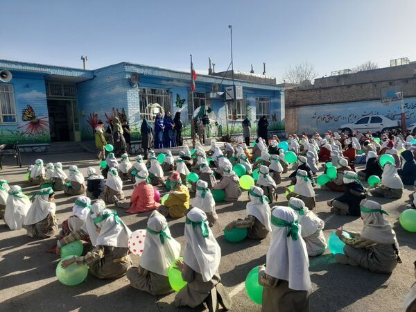 جشن نیمه شعبان در مدرسه شهید محمد حسین الیشه 