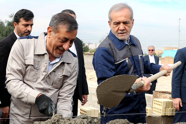 مشارکت در عملیات احداث مدرسه در یکی از مناطق محروم اهواز