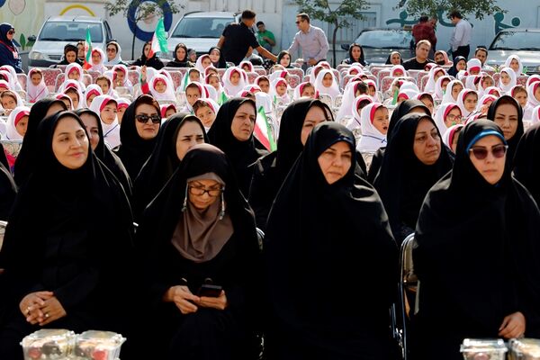 جشن شکوفه‌ها در آذربایجان غربی 