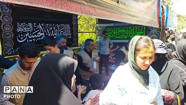 گذری بر موکب شهدای نیروگاه سیکل ترکیبی نیشابور در پیاده روی جاماندگان اربعین حسینی نیشابور‌ 