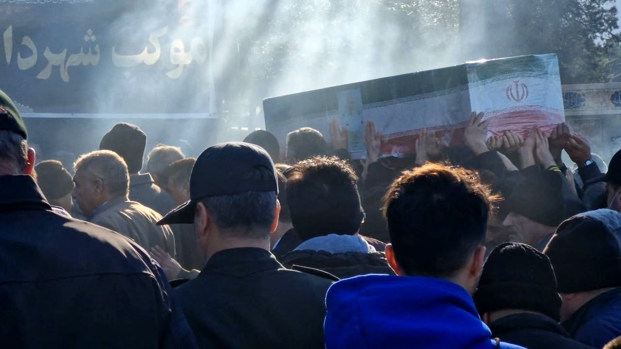 تشییع پیکر شهید ابوالفضل عرب در شهرستان گالیکش