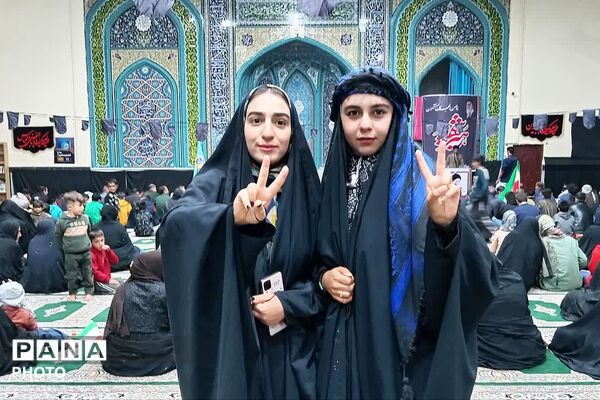 مهر و مقاومت کودکان و نوجوانان دیشموک به یاد شهدای میناب