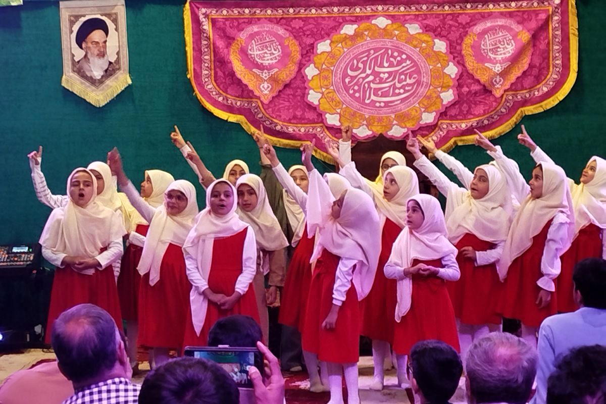 جشن میلاد حضرت زینب(س) در جوار شهدای گمنام شهرستان قدس