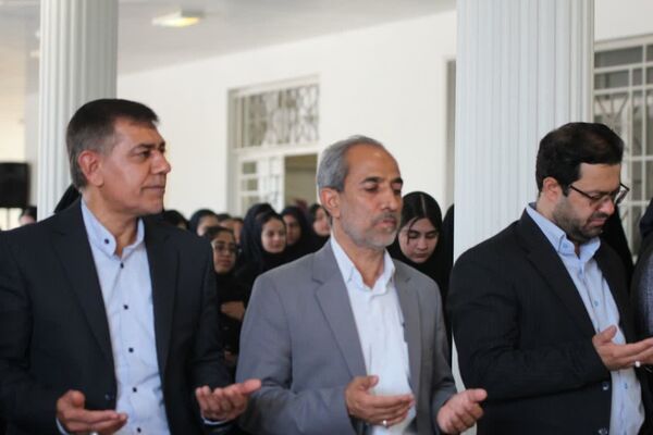 نواخته شدن زنگ مهر در شهرستان بم 