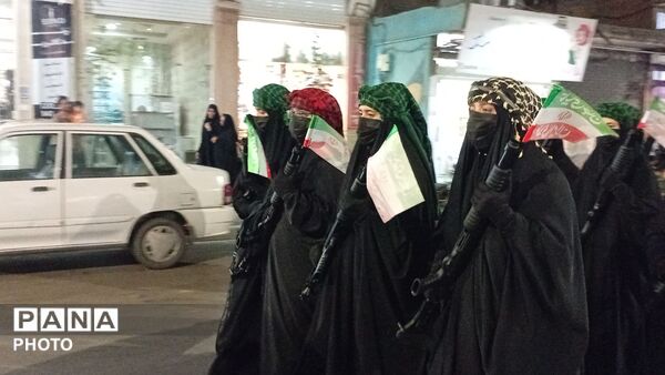 رژه نظامی دختران جان فدای شهرستان خلیل آباد