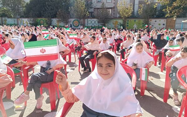 نواختن زنگ سال تحصیلی ۱۴۰۳-۱۴۰۴ در شهرستان شهریار