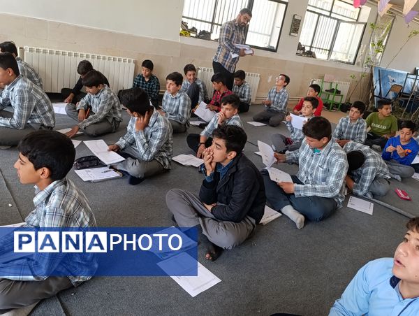 آزمون سنجش دستاوردهای یادگیری دوره اول متوسطه 