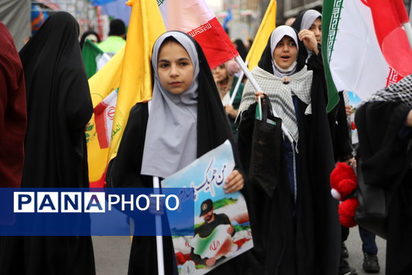 راهپیمایی باشکوه ۲۲ بهمن در قاب تصویر