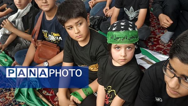 برگزاری مراسم احلی من العسل در شهرضا 