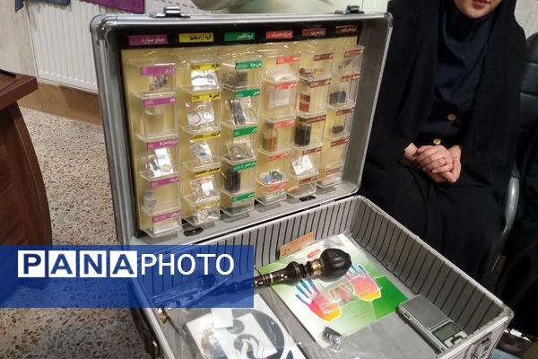 مراسم هفته بهداشت و روان در مدرسه خوارزمی رباط کریم