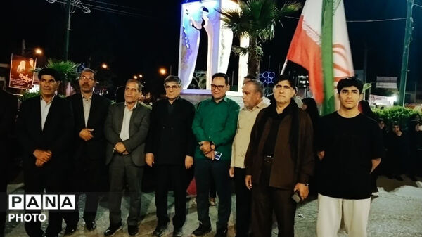 هفتاد وپنجمین حماسه کوهدشتی  ها، عشق به وطن و  رهبری