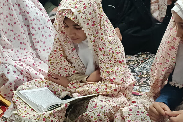 برگزاری مراسم معنوی اعتکاف در شهر صغاد