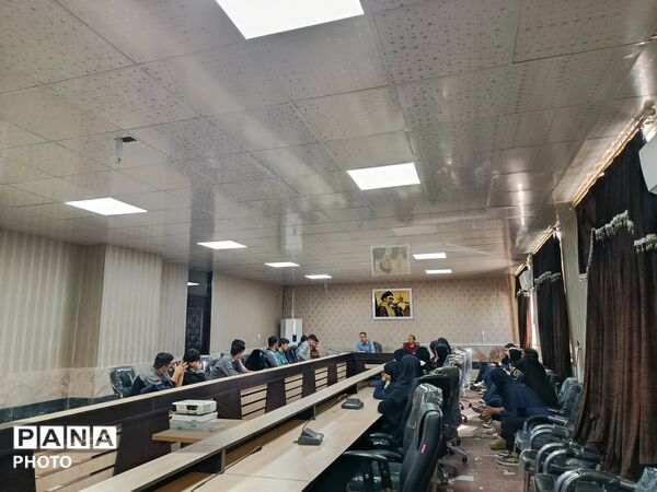 کارگاه مشاوره کنکور سراسری در شهرستان سیروان