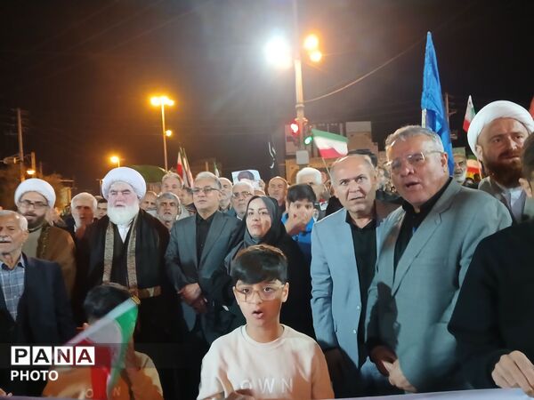 خیزش فاخر فرهنگیان و دانش آموزان کردکوی