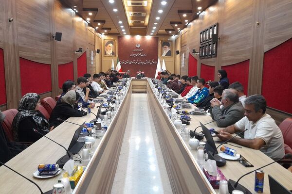 برگزاری مراسم بدرقه کاروان دانش آموزی حج عمره