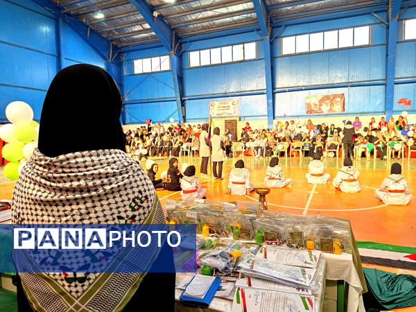 تقدیر از دختران برگزیده مسابقات ورزشی در شهر جعفریه قم