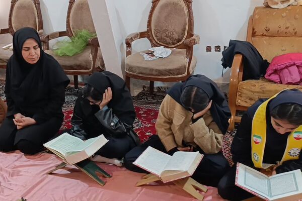 محفل انس با قرآن دانش آموزان دبیرستان مهر